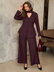 Roveilla 大码女式两件套，V领系带长袖衬衫，前襟纽扣，不对称下摆，搭配前拉链高腰阔腿裤，优雅复古法式风格，适合办公室、商务、休闲、派对、圣诞节、感恩节、新年、秋冬季等场合。两件套裤装，优雅女式裤装套装，女士优雅裤装套装，女士两件套，女士两件套，女士优雅两件套，女士优雅裤装，带口袋的女士套装 - 紫紅色 - 查看 4