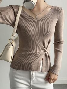 DAZY 女士V领收腰修身优雅宽松针织毛衣 - 杏色 - 查看 4