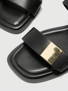 CUCCOO BIZCHIC Women's Fashionable Minimalist Gold Decor Backstrap Flat Sandals, Versatile For Summer - Black - View 7