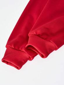 SHEIN ChillGRL 3件套街头酷炫休闲少女宽松牛仔印花裤、露脐吊带背心和长袖连帽衫套装，时尚