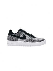 Black/Black/White/Pure Platinum