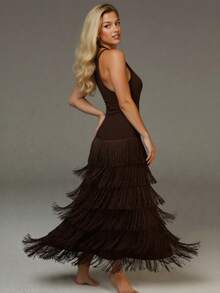 COSMINA 女士纯色多层流苏下摆露背性感连衣裙 - 咖啡棕 - 查看 3
