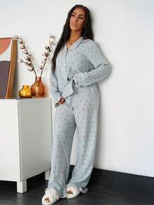 SAYEHFBABY 2 piezas Conjunto de pijama con top con cuello y volantes con estampado floral diminuto y pantalones, temporada festiva, esplendor floral abundante, ropa de otoño cálida y elegante - Multicolor - Ver 6