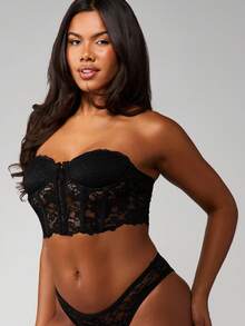 MISSGUIDED 扇形蕾丝钩眼抹胸上衣无肩带文胸露脐上衣甜心领束身胸衣式晚宴派对夜店装内衣风上衣 - 黑色 - 查看 4