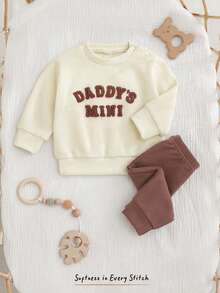 Cozy Pixies 新生儿可爱套装，字母刺绣“DADDY'S MINI”，休闲日常穿着，秋冬款 - 棕色 - 查看 8