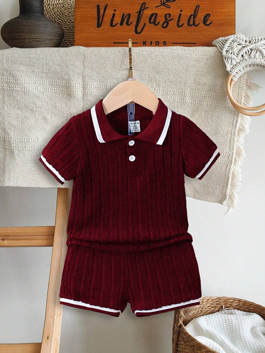 SHEIN Vintaside Kids 2件組男嬰海軍藍酒紅波羅衫與短褲套裝 夏季休閒 厚條紋布料 親子款 優雅風格 派對穿搭 - 酒紅色 - 查看 1