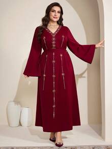 Al Najma 大码女式水钻花朵装饰V领长袖优雅阿拉伯风格长裙 - 酒紅色 - 查看 7
