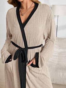 Lazeform Plus Size Contrast Color Robe & Cami Top & Pants Set, Fall & Winter Clothes Sleep Wear, Loose, Cozy Outfit