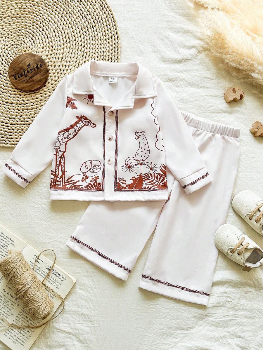 Vintaside Kids 男婴经典纯色米色两件套:翻领长袖开衫外套,尽显绅士风范,搭配米色长裤,打造简约优雅造型。纯色设计,无任何图案,更添精致格调。适合外出、日常穿着、派对聚会等场合,尽显绅士风度,居家休闲穿着也舒适自在。 - 杏色 - 查看 1