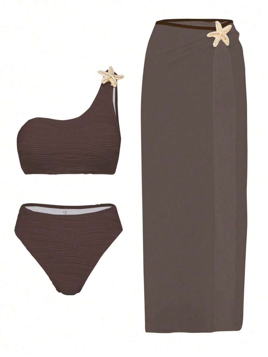 Swim Oasis 夏季海滩度假女士纯色波浪图案单肩金属海星装饰上衣、高腰泳裤和网纱海星装饰裙比基尼套装 - 棕色 - 查看 1