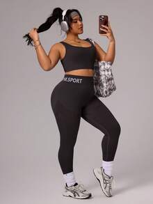 Rhythm Era 大码女式纯色露背背心和字母印花紧身裤运动套装