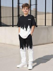 Vacaura 2 pièces/Set T-shirt à contraste de couleur par pulvérisation d'encre et pantalon ample à taille élastique pour adolescents garçons. Confortable et pratique pour le casual, les déplacements, les sports, l'école, la rue, les fêtes et les séances photo. Convient pour l'automne, le printemps et l'été - Multicolore - Voir 1