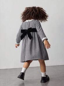 Maija Kids Vestido casual de manga larga con cuello redondo, bloque de color y lazo para niña joven con estampado de pata de gallo tejido - Blanco y Negro - Ver 2