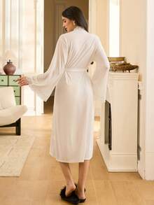 Moireta Elegant Lace Patchwork Cotton Blend Women Robe, Charming For Valentine's Day - White - View 2