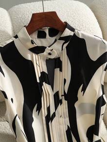 Franclia 夏季新款女士斑马纹波纹图案A字连衣裙，适合度假、外出和约会 - 彩色 - 查看 3