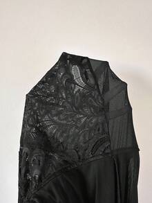 SHEIN 大码女式透视网纱拼接蕾丝性感连体睡衣 - 黑色 - 查看 6