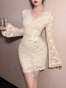 DAZY Đầm ngắn nữ thanh lịch cổ chữ V thắt eo bằng ren, thích hợp cho mùa xuân/hè. - Màu be - Xem 7