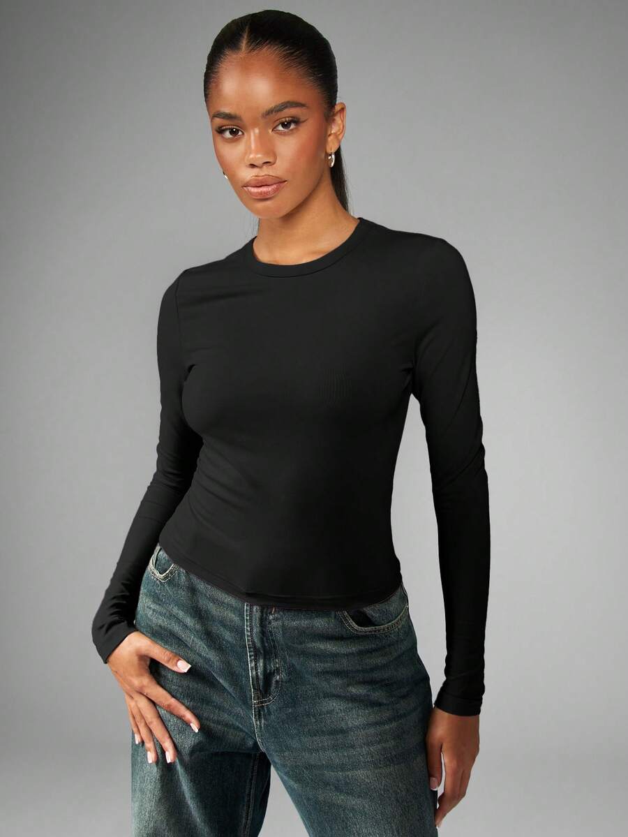 MISSGUIDED Camiseta de cuello redondo de manga larga, ajustada, prenda básica y esencial para capas, uso casual y diario - Negro - Ver 1