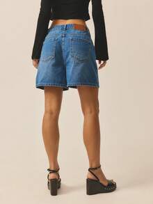 Aralina Pantalones cortos vaqueros de cintura baja y pierna ancha con lavado desgastado y decoración de rhinestones, de estilo casual de verano - Azul - Ver 2