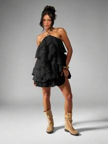 MISSGUIDED Vestido mini de organza con volantes, cuello halter y detalle de cordones en la espalda, vestido de fiesta con capas escalonadas para eventos especiales - Negro - Ver 3