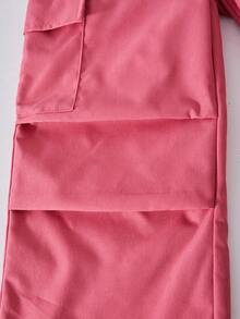 SHEIN 两件套女童字母印花白色短袖T恤和亮片蝴蝶结装饰粉色工装裤，时尚夏季套装 - 粉色 - 查看 4