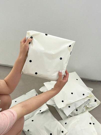 20 Túi chấm bi Rice White, Mùa tựu trường, Mùa tốt nghiệp, Mùa cưới, Túi quà tặng sinh nhật cho đội, Túi nhựa đựng đồ dày, Túi đựng quần áo hộp máy bay, Thích hợp cho việc trở lại trường, Đồ dùng học tập, Trường học, Văn phòng, Vận chuyển, Vận chuyển và Gửi thư