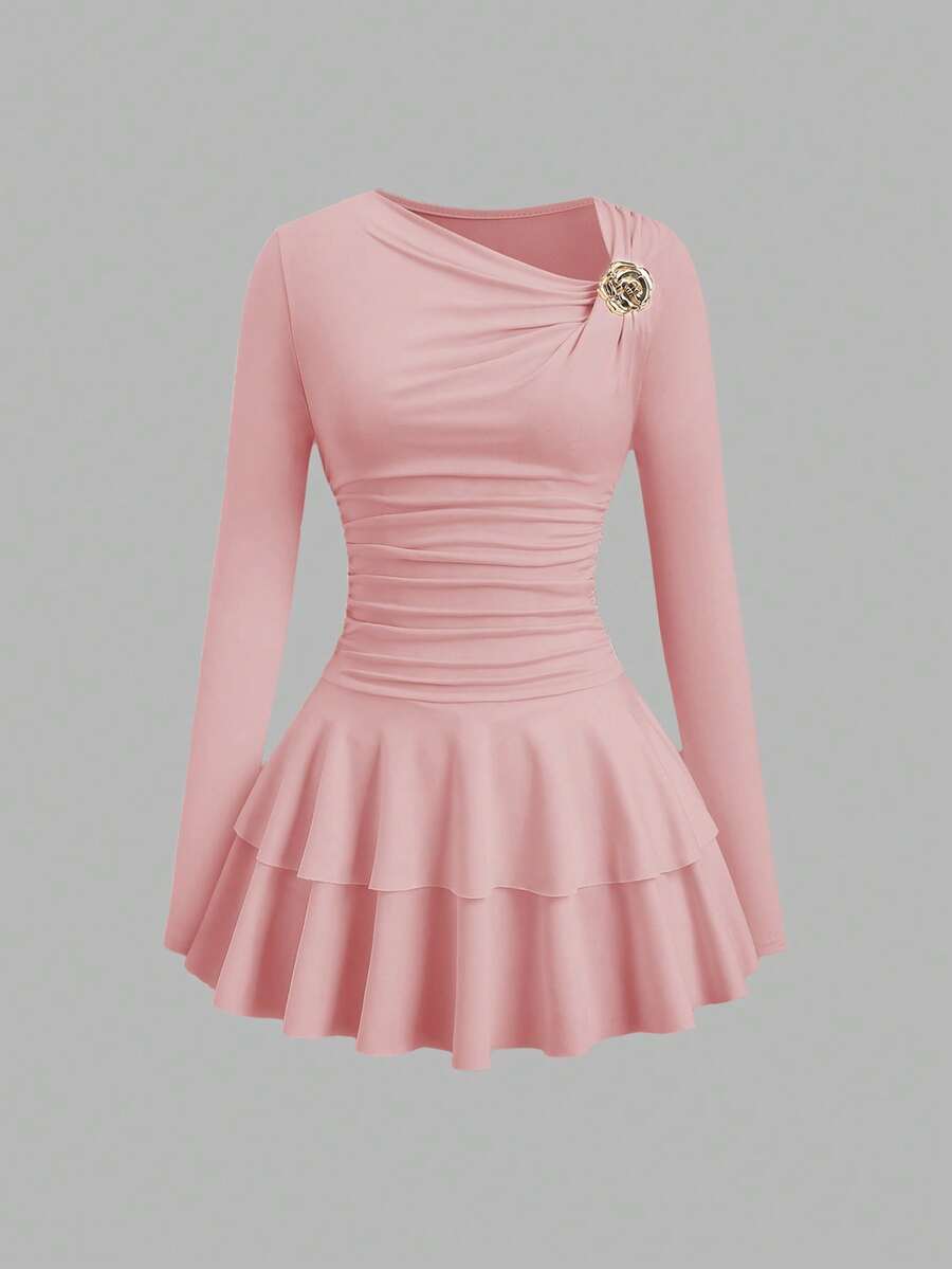 Sweetra Petite 女士秋冬咖啡色不对称长袖金属装饰层叠荷叶边迷你连衣裙 - 藕粉色 - 查看 1