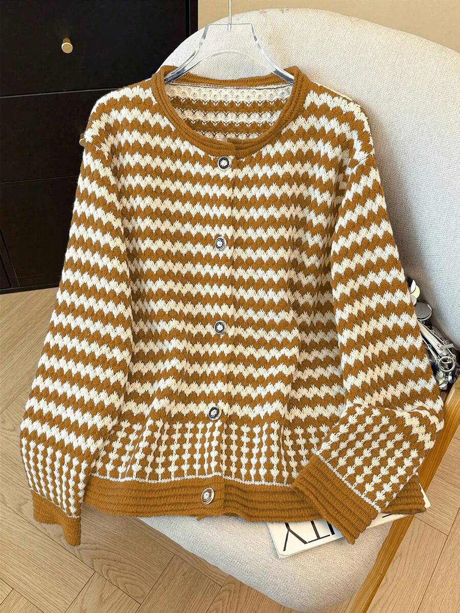 SHEIN LUNE 女士休闲条纹撞色针织开衫,宽松修身长袖大码外套,秋冬季女士毛衣针织衫 - 駝色 - 查看 1