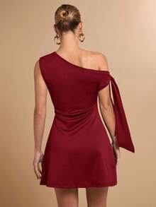 SHEIN BAE Chân váy peplum chữ A dáng ôm thanh lịch buộc vai bất đối xứng dành cho nữ, màu đen - Màu Đỏ Sâu - Xem 2
