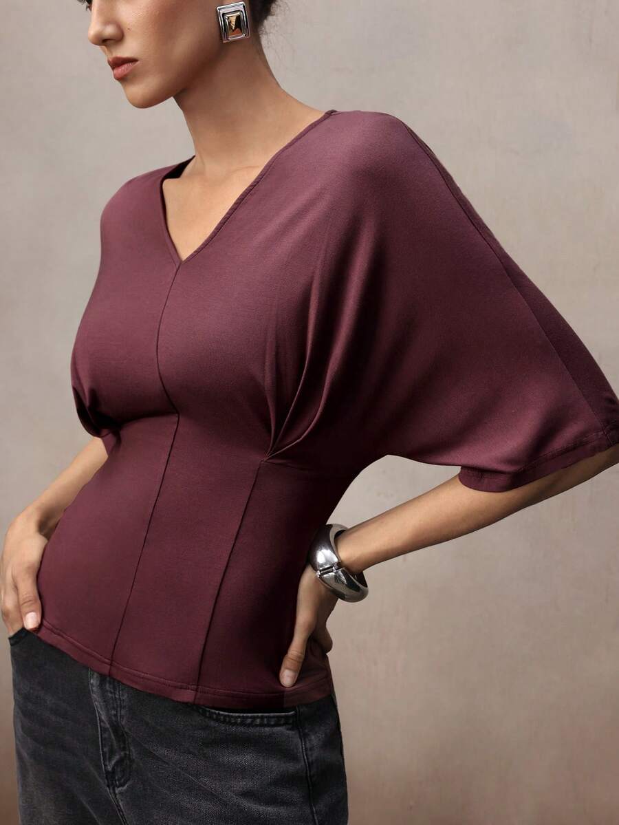 Modelyn 女士纯色V领落肩修身时尚优雅T恤 - 棕色 - 查看 1