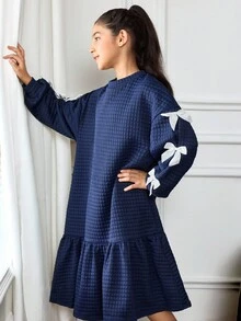 Tween Girl Casual Sports Elegant Contrast Color 3D Bow Ribbon Bow Loose Oversize Drop Shoulder Patchwork Ruffle Hem Long Sleeve Textured Plaid Embossed Sweatshirt Dress, Navy Blue Autumn Winter Clothes For Women Navy Blue Girl Dress Girls Long Sleeve Dress Modest Girls Dress Quilted Navy Dress Girls Dress