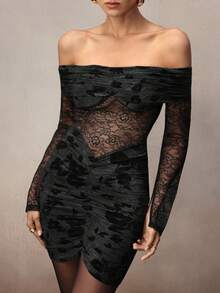 NOVVYNE Elegant Sexy Floral Flocked & Mesh Contrast Lace Off-Shoulder Dress - Black - View 3