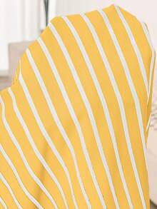 SHEIN 孕妇爱心刺绣条纹圆领短袖休闲T恤裙 - 黃色 - 查看 6