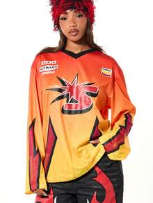 SUMWON WOMEN Camiseta de mujer con estampado gráfico de cuello en V, manga larga, efecto degradado de llama, estilo motociclista, hockey, oversized, prenda de vestir urbana - Multicolor - Ver 1