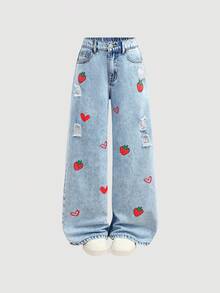SHEIN Tween Girl Casual All-Match Versatile Cute Strawberry Heart Pattern Comfortable Loose Distressed Ripped Straight Leg Denim Jeans, Suitable For Daily Wearkid's Fall Winter ,New Year,Christmas,For New Year's Eve,Spring Summer ,Streetwear Vintages,Comfortable And Versatile, For 8-12 Years Old Girls, Suitable For School, Home And Travel,Patched Pocket Baggy Casual Versatile Denim Pants - Light Wash - View 2