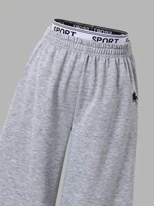 SHEIN Sparklyn 三件套少女休闲套装，包括带马图案的连帽拉链卫衣、白色背心和松紧腰直筒裤，秋季款 - 灰色 - 查看 5