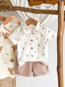 SHEIN Vintaside Kids Bộ 2 món/Bộ áo sơ mi cài nút cổ bẻ mùa hè cho bé trai và quần short, bao gồm: Áo sơ mi cổ bẻ tay ngắn kẻ sọc trắng đen, điểm nhấn màu đen và quần short sọc đồng bộ, trang phục thường ngày cho kỳ nghỉ hè - trắng - Xem 3