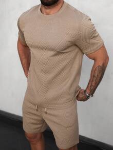 Manfinity CasualCool Men's Comfortable Geometric Jacquard Fabric Short Sleeve Crew Neck T-Shirt And Elastic Waist Drawstring Shorts Set, Suitable For Men's Casual, Holiday, Party, Daily Office, Minimalist Business, Style T-Shirt Set, Great For Self-Wear Or Gift To Friends - Khaki - View 5