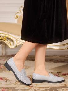 CUCCOO TILAWA Women's Fashion Commuter Rhinestone Silver Loafer Flats For Christmas - Silver - View 5