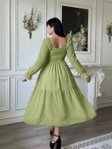 Lyrianda 新款优雅雪纺纹理波点蝴蝶结装饰胸罩杯长袖A字连衣裙，收腰显瘦荷叶边连衣裙 - 橄欖綠 - 查看 2