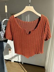 Comfortcana 大碼木耳邊手帕下擺短款T恤 - 鏽棕色 - 查看 3