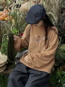 FRIFUL 女士休闲花卉刺绣落肩T恤，适合度假和通勤穿着。 - 棕色 - 查看 2