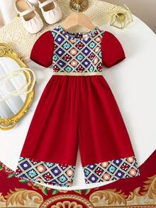 SHEIN Bộ đồ liền thân tay ngắn cổ tròn xếp nếp họa tiết chắp vá cho bé gái, Xuân/Hè - Màu Đỏ Sâu - Xem 3