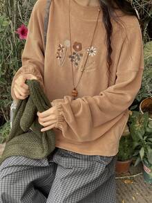 FRIFUL 女士休闲花卉刺绣落肩T恤，适合度假和通勤穿着。 - 棕色 - 查看 4