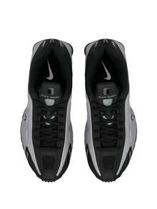 Nike Shox R4 Sneakers Metallic Silver / Black HQ1988 - Metallic Silver/Black/Metallic Silver/Metallic Silver - View 2