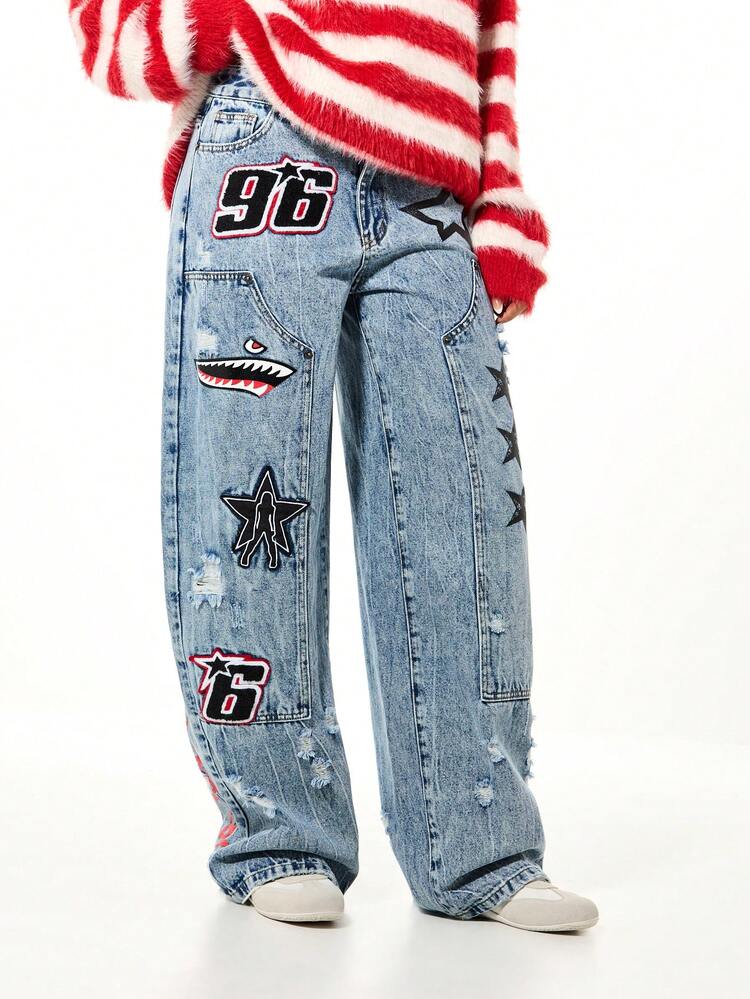 SUMWON WOMEN Distressed Baggy Denim Jeans With Star Patches
