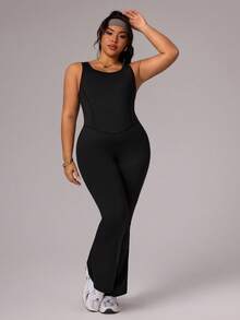 Rhythm Era 大码女式黑色无袖连体裤，高腰U领U型露背设计，适合休闲、健身、瑜伽、跑步、春夏穿着。