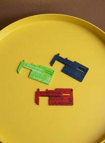 Joivida 1件装塑料首饰测量工具，适用于耳塞、耳洞和身体饰品 - 外径长度规，带可调节螺丝 - 非常适合制作穿孔首饰，首饰制作工具；可调节量角器；耐用量角器 - 彩色 - 查看 2