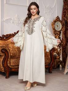 Al Najma 大码女士优雅阿拉伯树叶镂空拼接长袖纹理面料土耳其长裙 - 杏色 - 查看 7