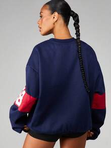 MISSGUIDED 超大圆领卫衣，印有洛杉矶98字样，袖子上有红色星形条纹 - 藍色 - 查看 2